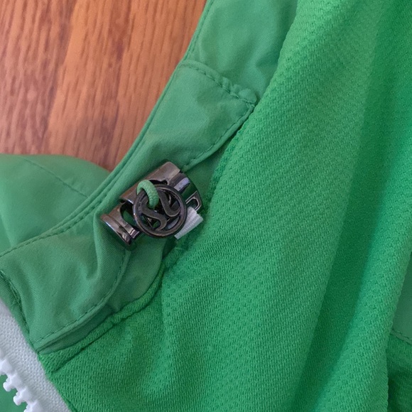 Lululemon Rise and Shine Jacket Size 8 - Picture 6 of 9